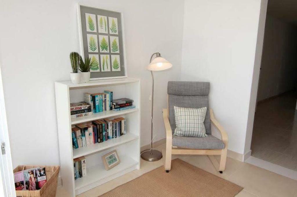 Ground Floor Apartment Suite With Private Garden, Los Charcos Costa Teguise Eksteriør billede